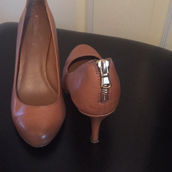 Shoes - Picture 2 of 2